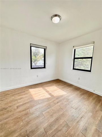 1440 SW 42nd St 4, Miami, FL 33134