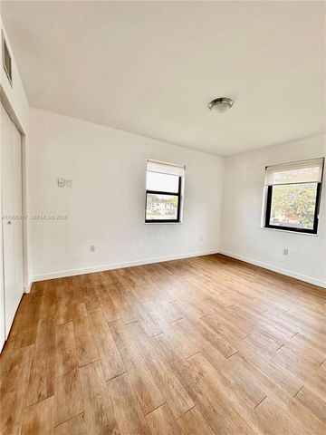 1440 SW 42nd St 4, Miami, FL 33134