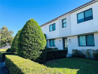 1440 SW 42nd St 4, Miami, FL 33134
