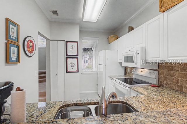 5 Gum Tree Rd Apt L11, Hilton Head Island, SC 29926