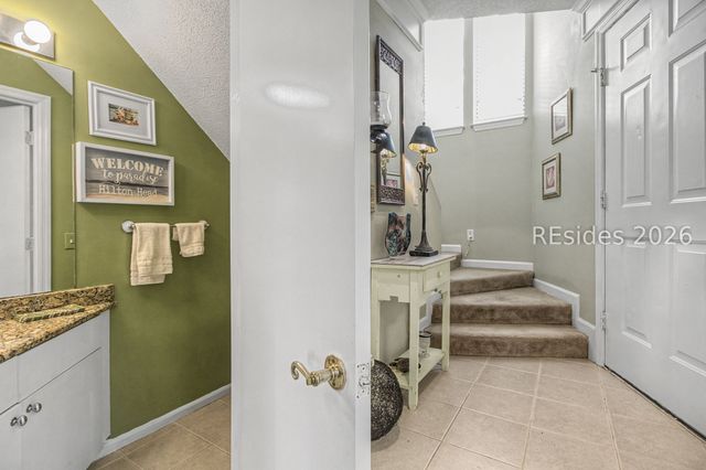 5 Gum Tree Rd Apt L11, Hilton Head Island, SC 29926