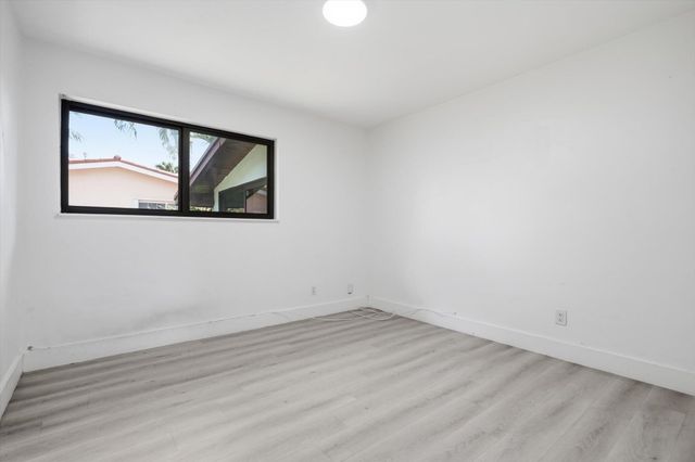 21341 NE 25th Court, Miami, FL 33180