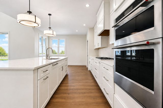 13063 Spirea Avenue, St. John, IN 46373
