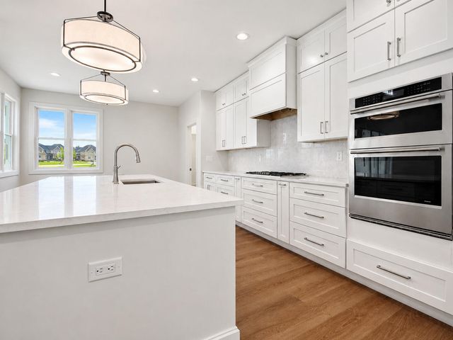 13063 Spirea Avenue, St. John, IN 46373