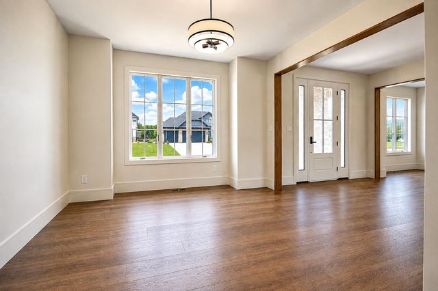 13063 Spirea Avenue, St. John, IN 46373