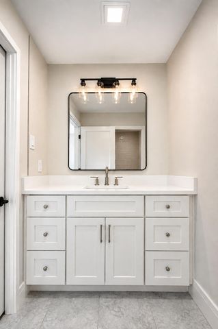 13063 Spirea Avenue, St. John, IN 46373