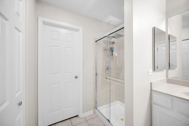 1028 Orchard Pond Court, Lake Zurich, IL 60047