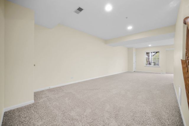 1028 Orchard Pond Court, Lake Zurich, IL 60047
