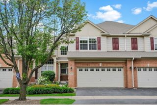 1028 Orchard Pond Court, Lake Zurich, IL 60047