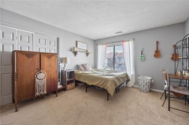 774 Quesnel DR, Virginia Beach, VA 23454