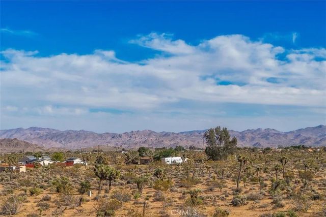 3161 Warren Vista, Yucca Valley, CA 92284