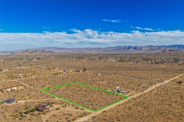 3161 Warren Vista, Yucca Valley, CA 92284