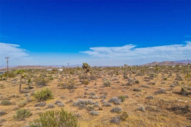 3161 Warren Vista, Yucca Valley, CA 92284