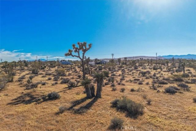 3161 Warren Vista, Yucca Valley, CA 92284