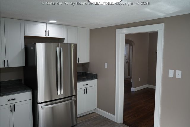 198 Nighbert Avenue, Logan, WV 25601