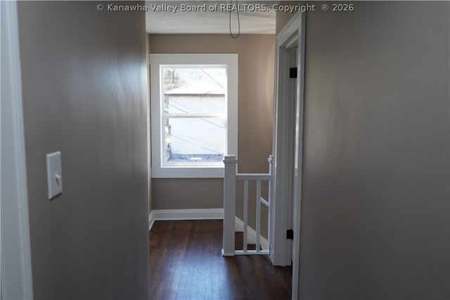 198 Nighbert Avenue, Logan, WV 25601