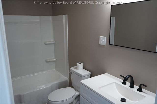 198 Nighbert Avenue, Logan, WV 25601