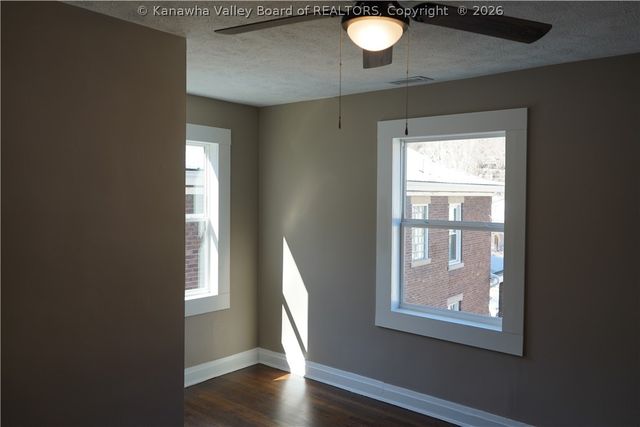 198 Nighbert Avenue, Logan, WV 25601