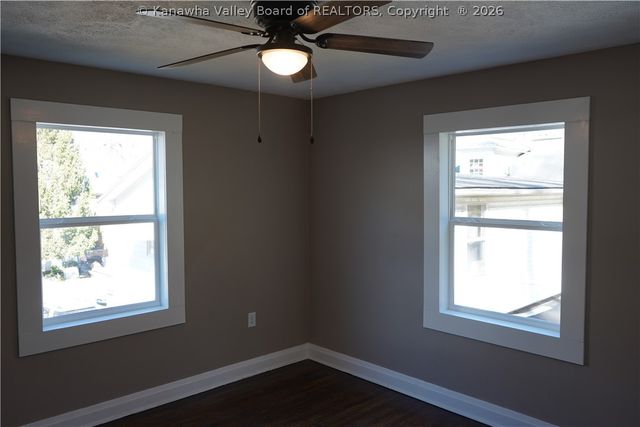 198 Nighbert Avenue, Logan, WV 25601