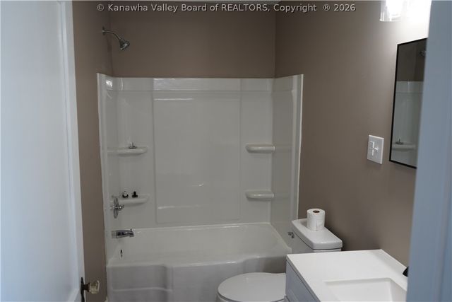 198 Nighbert Avenue, Logan, WV 25601