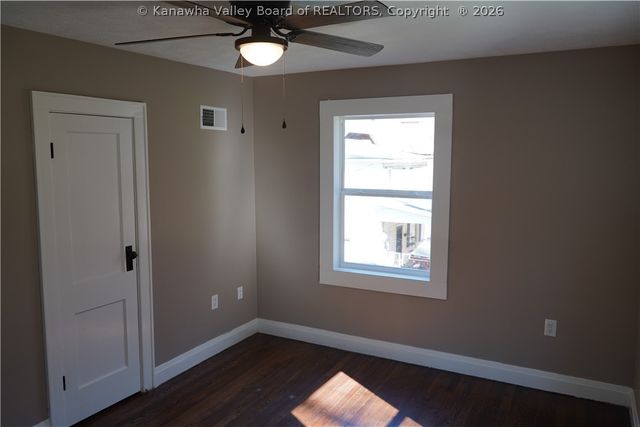 198 Nighbert Avenue, Logan, WV 25601