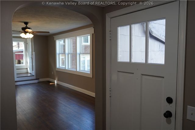 198 Nighbert Avenue, Logan, WV 25601