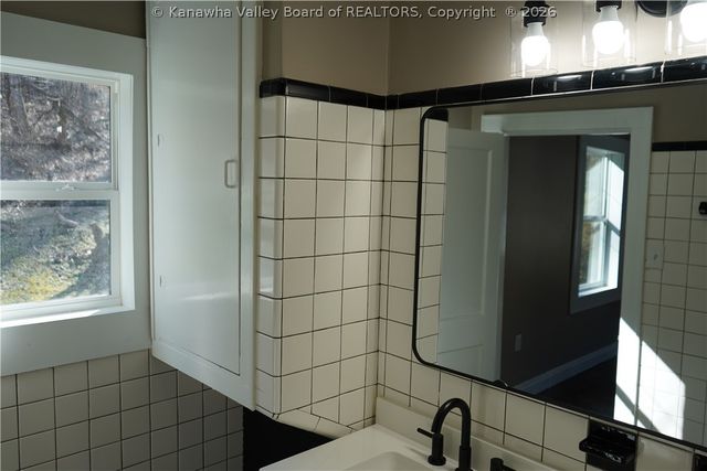 198 Nighbert Avenue, Logan, WV 25601