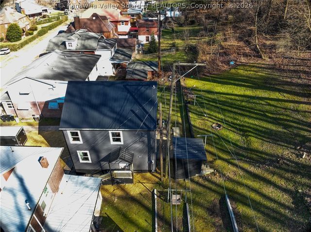 198 Nighbert Avenue, Logan, WV 25601