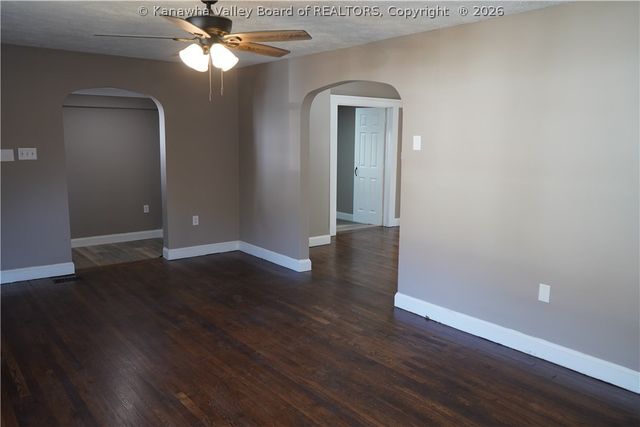 198 Nighbert Avenue, Logan, WV 25601