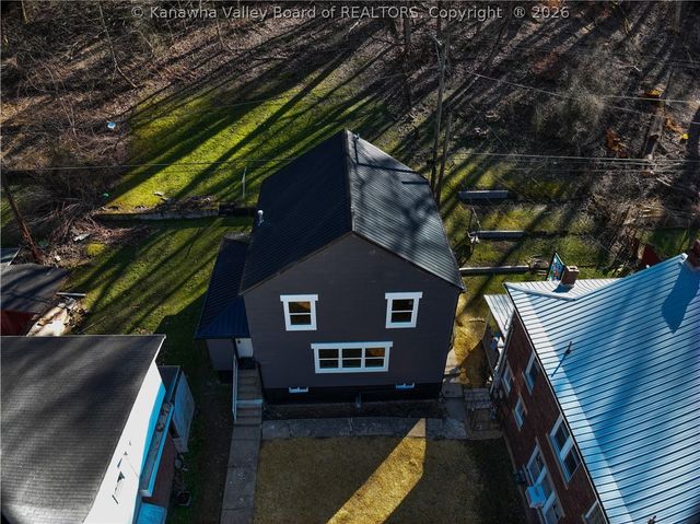 198 Nighbert Avenue, Logan, WV 25601