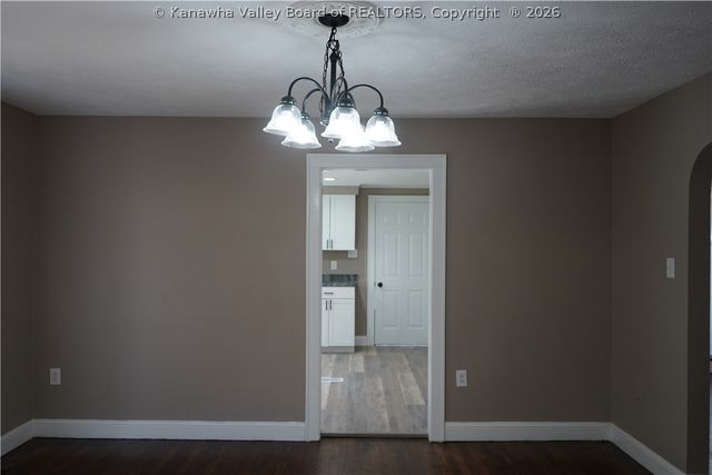 198 Nighbert Avenue, Logan, WV 25601