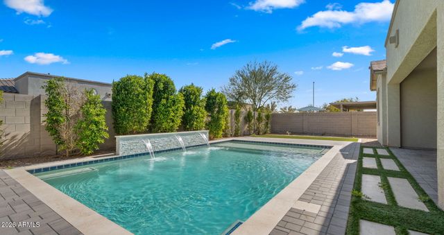 2083 S Emerson Street, Chandler, AZ 85286