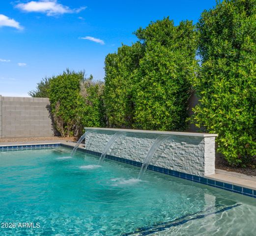 2083 S Emerson Street, Chandler, AZ 85286