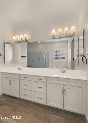 2083 S Emerson Street, Chandler, AZ 85286