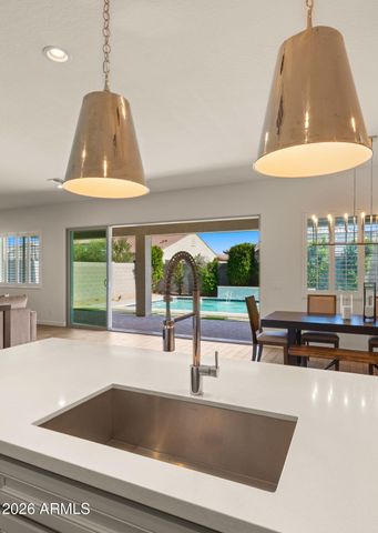 2083 S Emerson Street, Chandler, AZ 85286