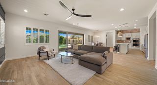 2083 S Emerson Street, Chandler, AZ 85286