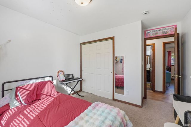 6911 Wolfsboro Lane, Fort Wayne, IN 46835