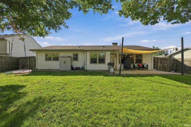 6911 Wolfsboro Lane, Fort Wayne, IN 46835