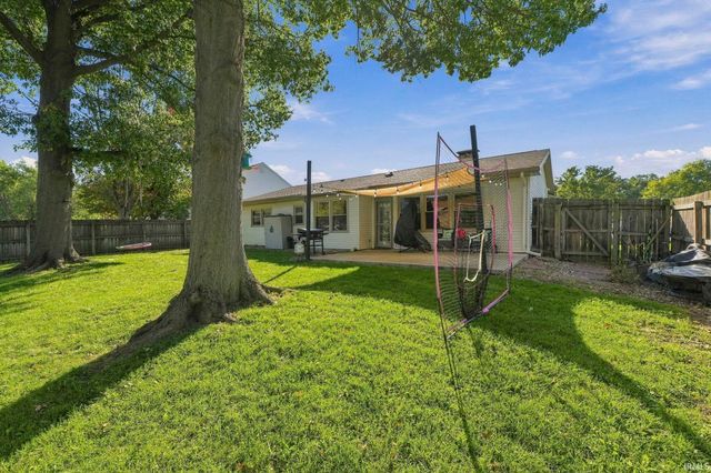 6911 Wolfsboro Lane, Fort Wayne, IN 46835