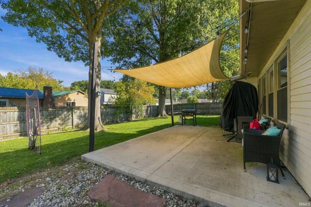 6911 Wolfsboro Lane, Fort Wayne, IN 46835