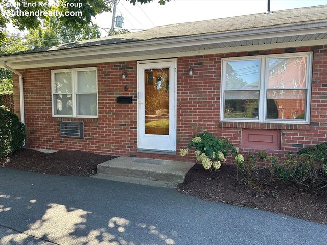 6 Whitman Rd 6, Waltham, MA 02453