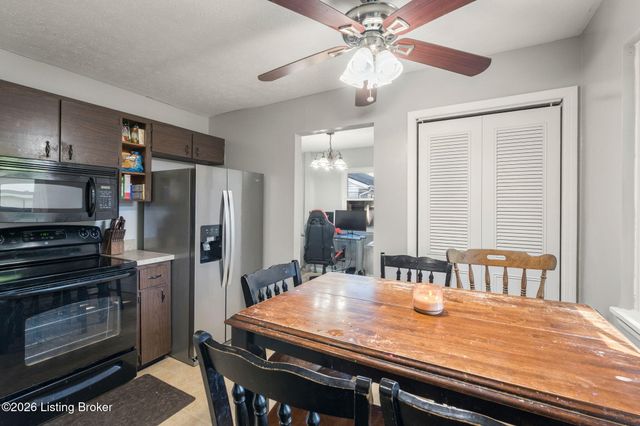 3309 Warson Ct, Jeffersontown, KY 40299