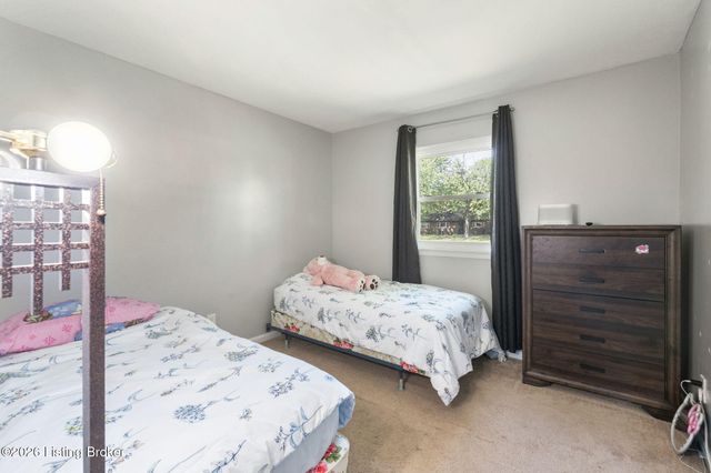3309 Warson Ct, Jeffersontown, KY 40299