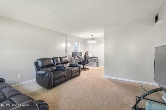 3309 Warson Ct, Jeffersontown, KY 40299