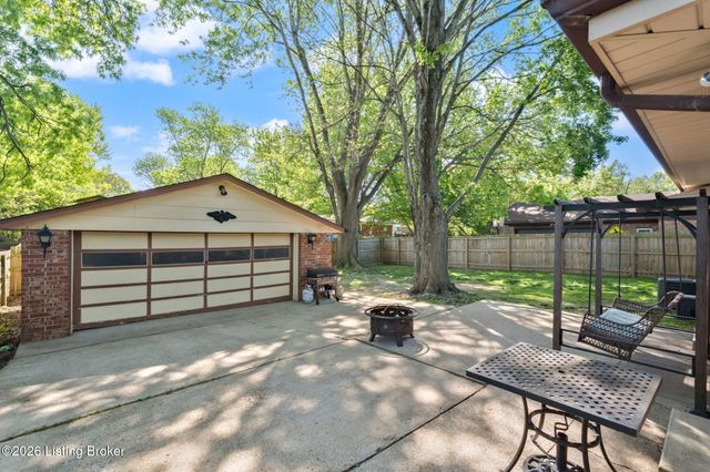 3309 Warson Ct, Jeffersontown, KY 40299
