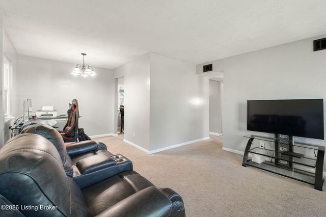3309 Warson Ct, Jeffersontown, KY 40299