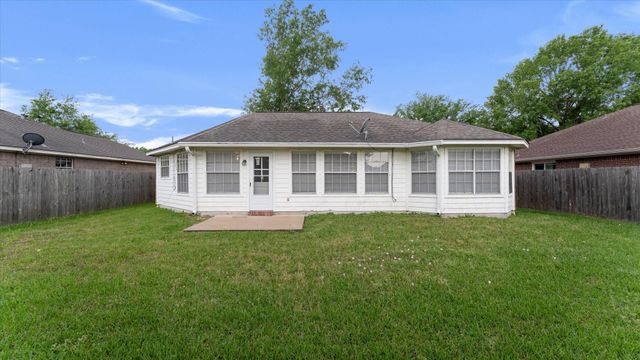 16895 Bob White, Conroe, TX 77385
