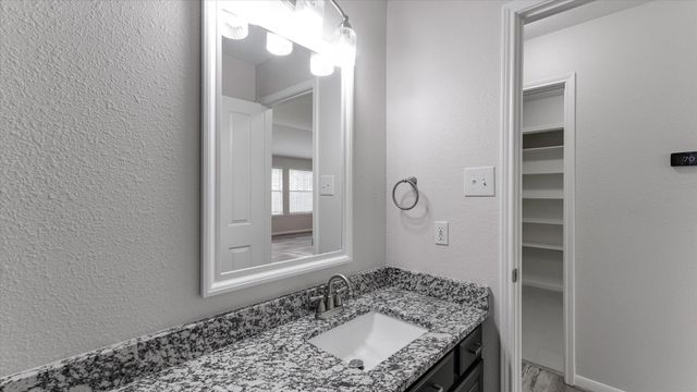 16895 Bob White, Conroe, TX 77385