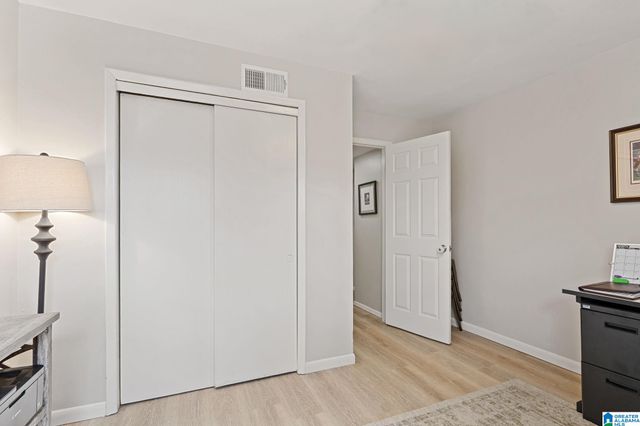 1140 REGENT DRIVE, Hoover, AL 35226