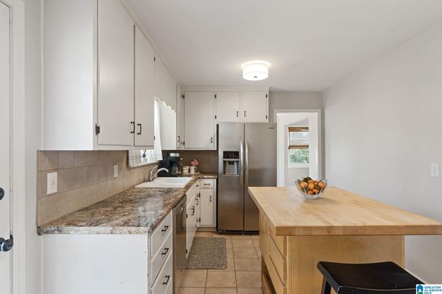 1140 REGENT DRIVE, Hoover, AL 35226